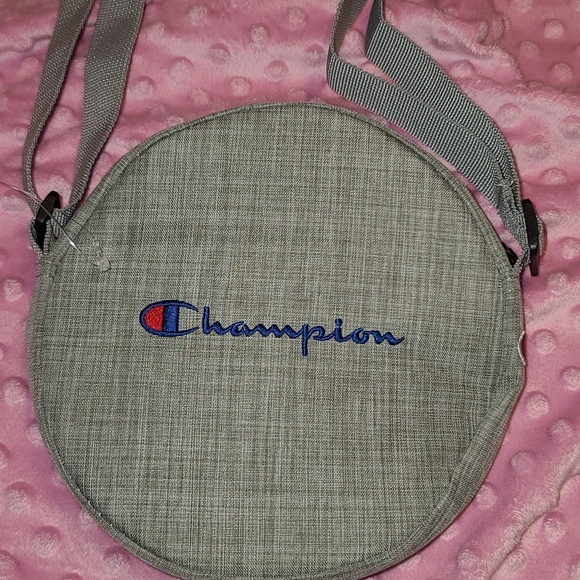 Champion Crossbody - Picture 2 of 10